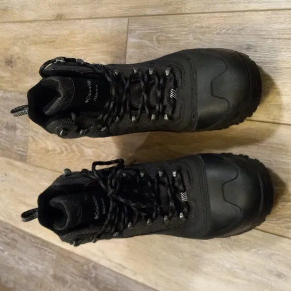 BLACK COLUMBIA 200grams OMNI-GRIP BOOTS