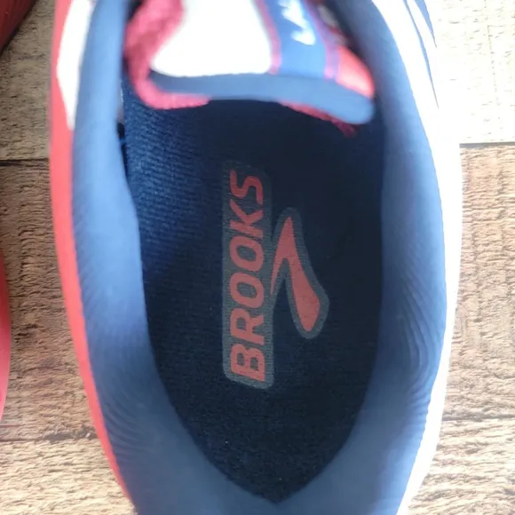 Brooks 8 NEW Launch Texas Flag USA Star Red White Blue Running Shoes Sneakers