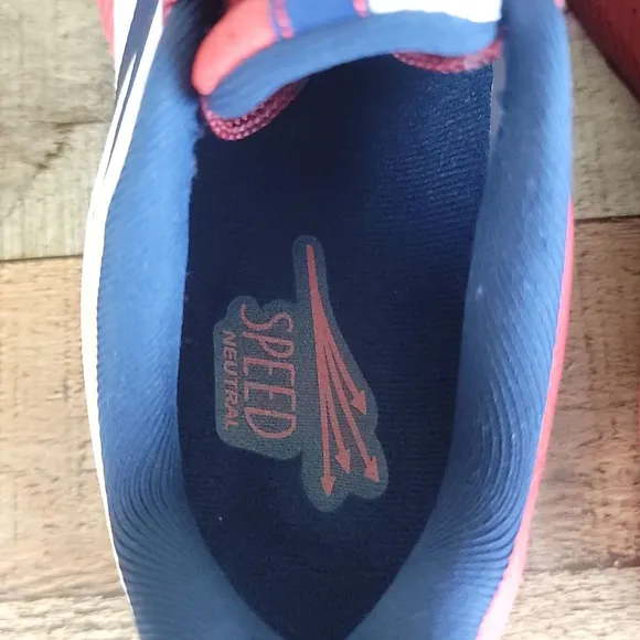 Brooks 8 NEW Launch Texas Flag USA Star Red White Blue Running Shoes Sneakers