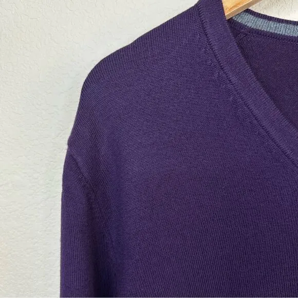 BROOKS BROTHERS Men's Sweater V-Neck Extra Fine Merino Wool Dark Purple Size L