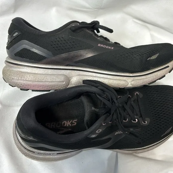 Brooks DNA V2 Ghost 15 GTX Waterproof Neutral Running Shoe