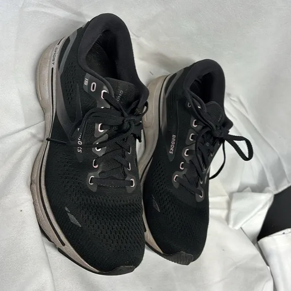 Brooks DNA V2 Ghost 15 GTX Waterproof Neutral Running Shoe