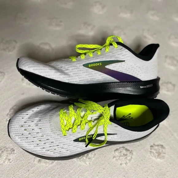 Brooks Hyperion Tempo Women’s Size 9.5 Running Shoes White Neon Green Sneakers