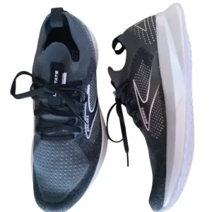 Brooks Levitate 5 StealthFit Black Gray Purple Running Shoes Sneakers Size 7.5