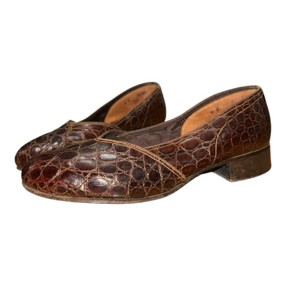 Brown Leather Crocodile Pattern Flats