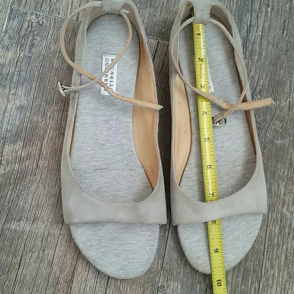 Brunello Cucinelli  open toe flats