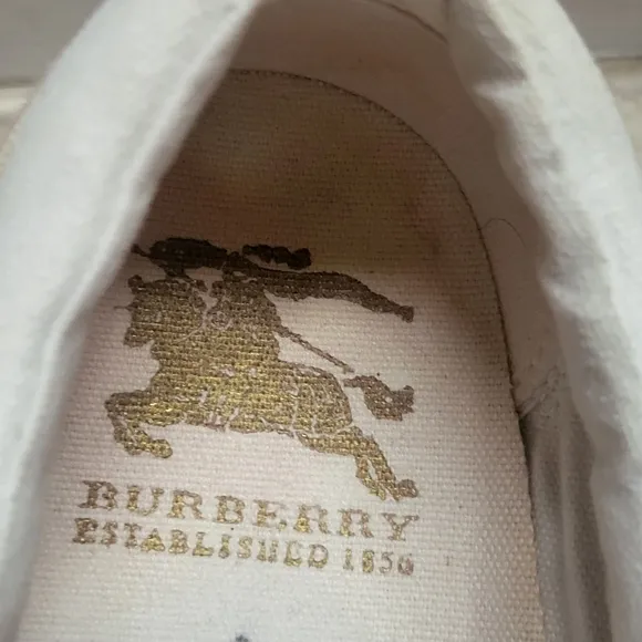 BURBERRY Signature Print slip on loafer sneakers