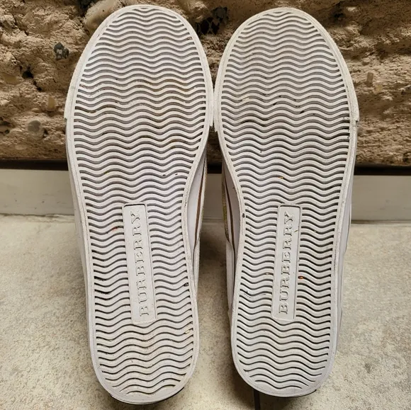 BURBERRY Signature Print slip on loafer sneakers
