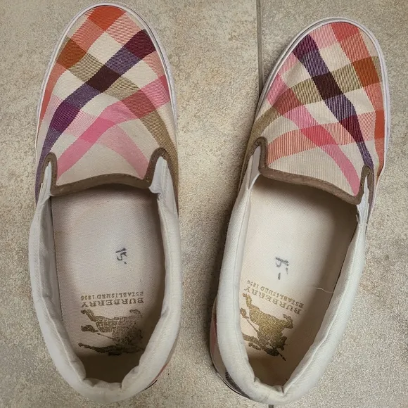 BURBERRY Signature Print slip on loafer sneakers