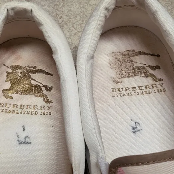 BURBERRY Signature Print slip on loafer sneakers
