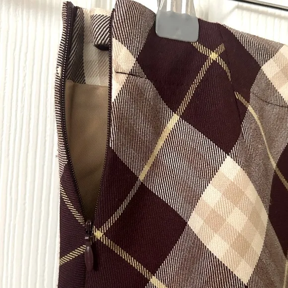 Burberry vintage children’s checkered skirt s/5T