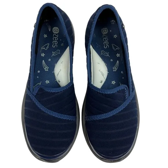Bzees Women’s Blue Lakeside Slip On Sneaker flats Size 6