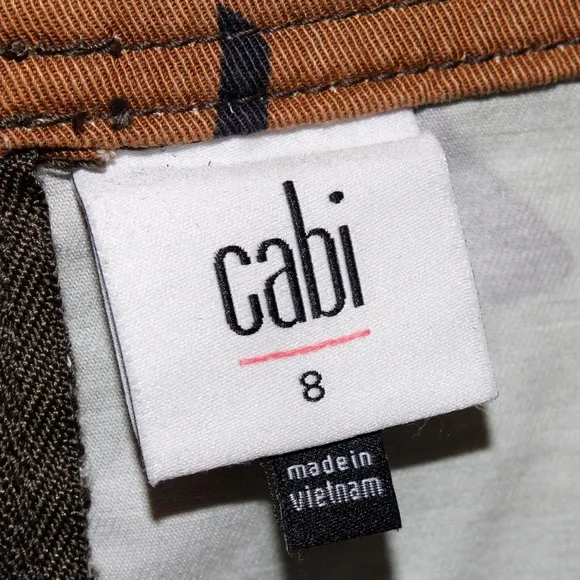Cabi &quot;Zip Line&quot; Floral Side Pocket Skirt