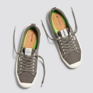 Cariuma Pantone Gray Canvas Low top Lifestyle Sneakers Size 10 Men 11.5 Women