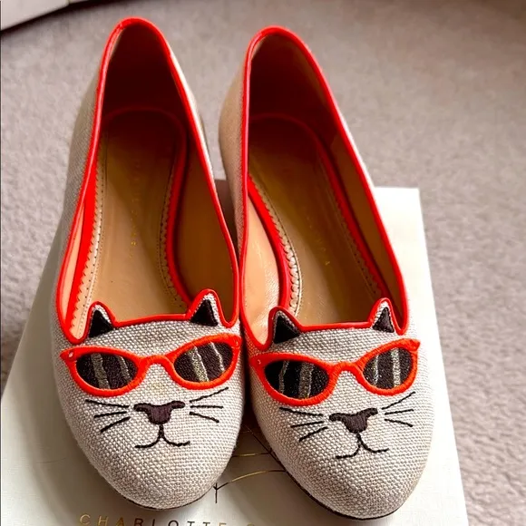 CHARLOTTE OLYMPIA “Sun kissed” kitty flats