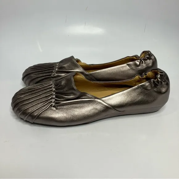Chocolat Blu Cam 2 pleated metallic leather flats size 10