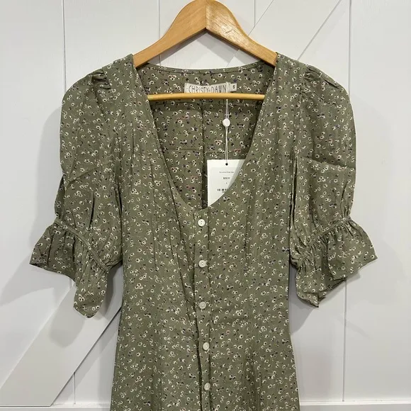Christy Dawn BNWT Lennon Dress in Sage Green Floral - Small