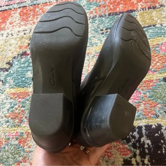 Clark’s Black Emslie Twist Boots size 8