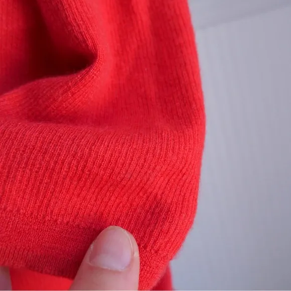 CO spring/summer 2019 watermelon red cashmere top