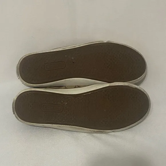 Coach Barrett monogram leather detail sneakers size 9 EUC