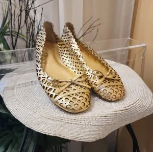 Coach Carsin Metallic Leather Laser Cut Perforations Flats Gold Sz 8.5 .