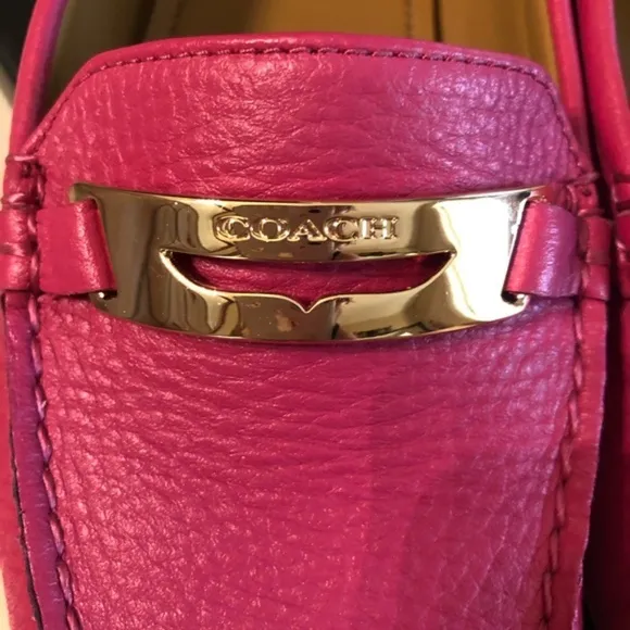 Coach Olympia Pebble Grain Leather Flats Loafers 7.5