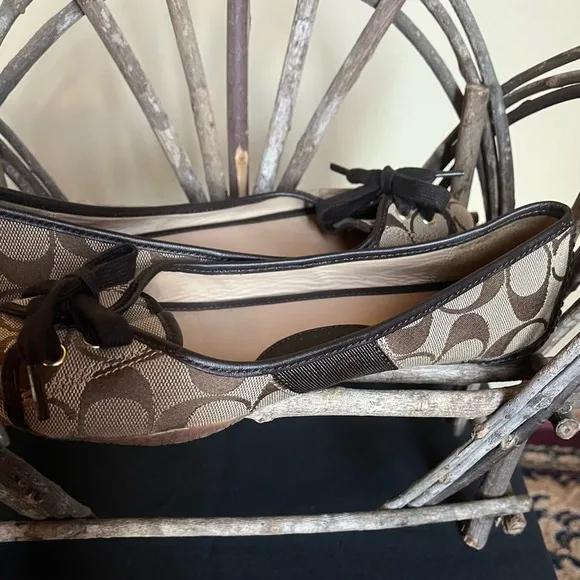 Coach Signature C Josie Ballet Flats Bow Accent Slip Ons