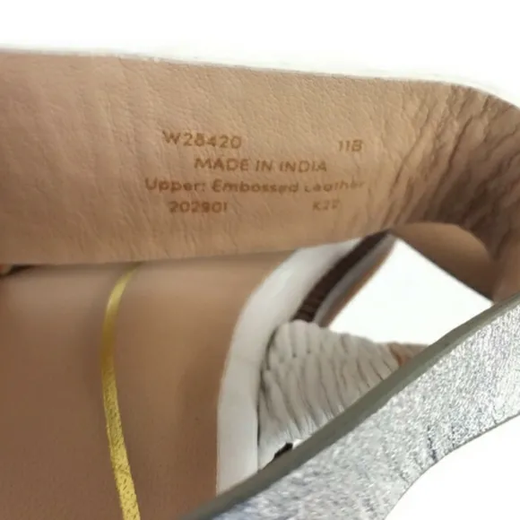 Cole Haan Anica Optic White Silver Embossed Leather Flat Buckle Sandal Women 11