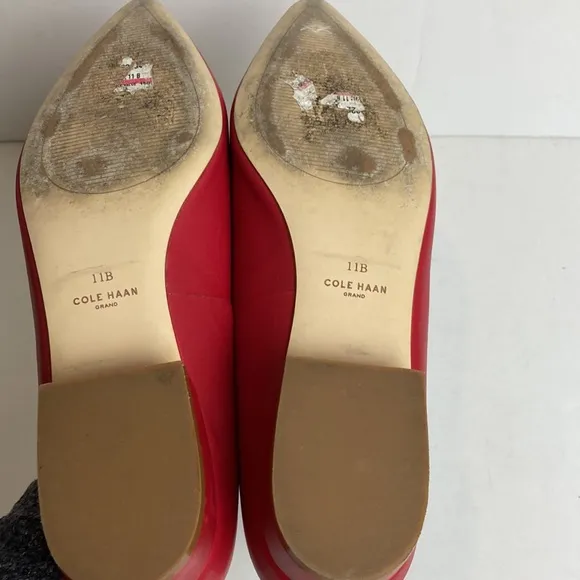 Cole Haan Leah Skimmer Pointed Toe Scallop Cut-outs Flats Size 11 Tango Red Work