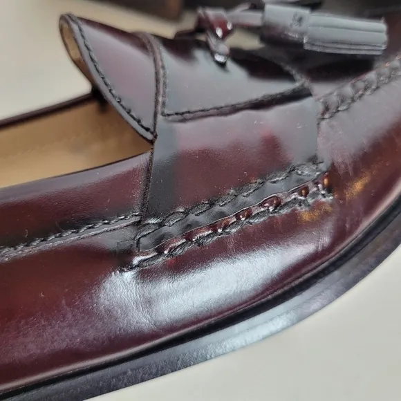 Cole Haan Men's Burgandy Pinch Tassel Loafers - Size 9.5 D