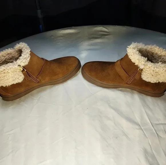 Cole Haan Nantucket Cozy Ankle Fur Buckle Strap Cowhide Like Fabric Women Boot 7
