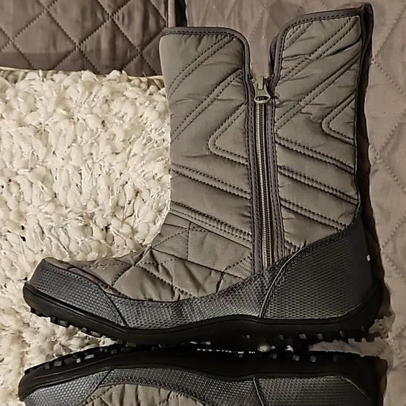 Columbia Boots