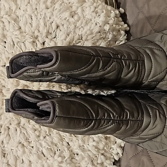 Columbia Boots
