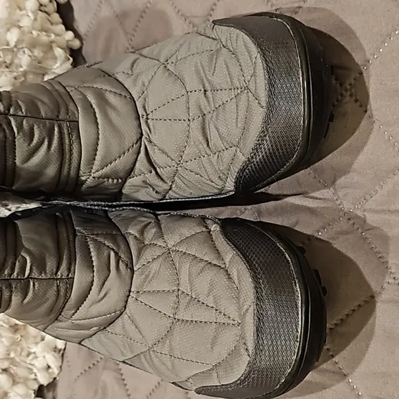 Columbia Boots