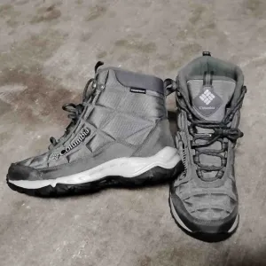 Columbia Omni-Grip Gray Waterproof Hiking Boots M8/W9½