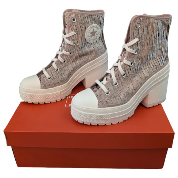 Converse Chuck 70 De Luxe Heel Platform Sneaker Satin Pink Chaotic Neutral 7 NEW