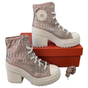 Converse Chuck 70 De Luxe Heel Platform Sneaker Satin Pink Chaotic Neutral 7 NEW