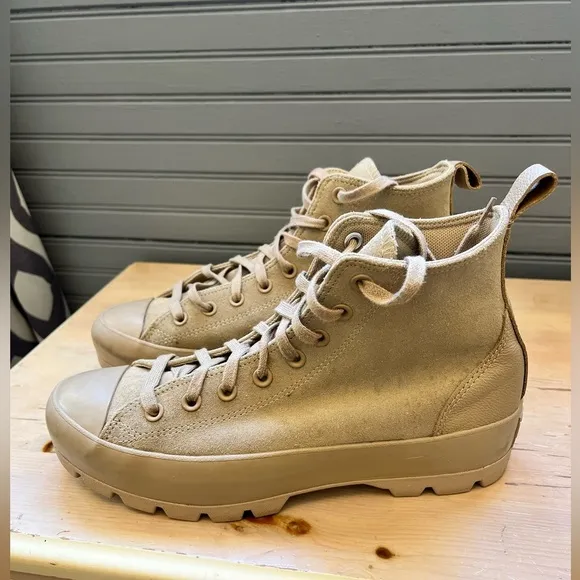 Converse Chuck Taylor All Star High Khaki Leather Lugged Boots Women Size 10.5