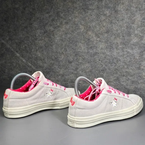 Converse One Star Hello Kitty Sneakers Low Top Shoes Cute Womens Size 7