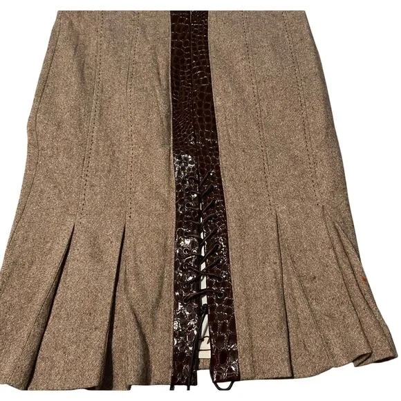 Coquette BeBe Brown Wool Blend Baddie Lace Back Lined Womens 2 Flare Skirt NWT