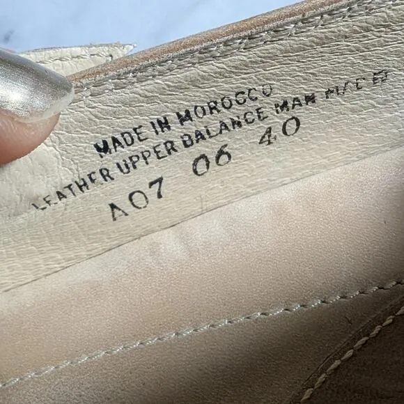 Dansko Guinevere Beige Nubuck Leather Floral Laser Cut Mary Jane Flats Sz 40 9.5