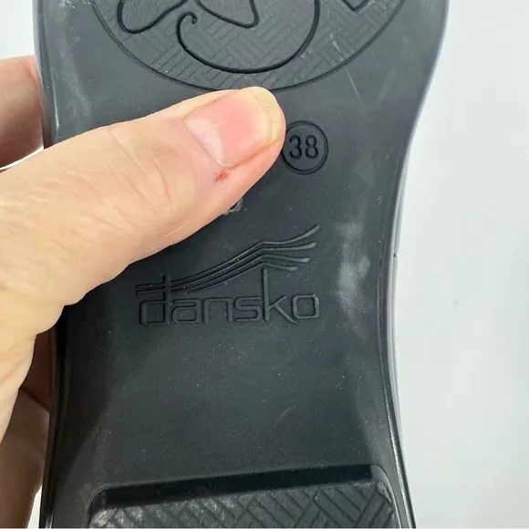 Dansko Women's Olivia Clog, Black Patent Black clog, loafer 38/7.5–8