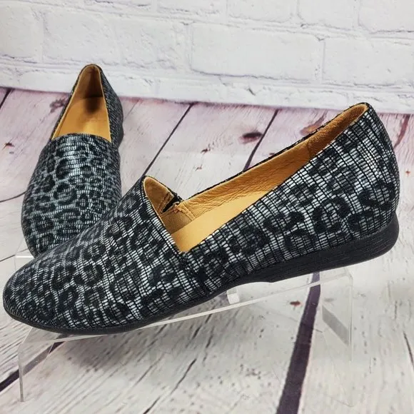 Dansko Women's Size 39 US 8.5 - 9 Grey Leopard Slip On Loafers