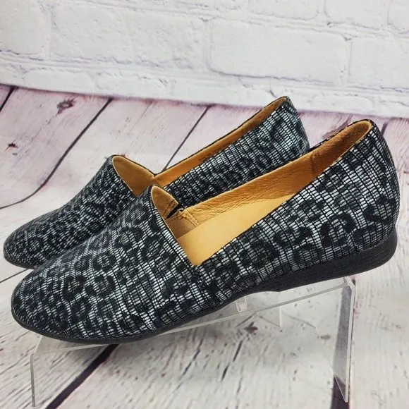 Dansko Women's Size 39 US 8.5 - 9 Grey Leopard Slip On Loafers