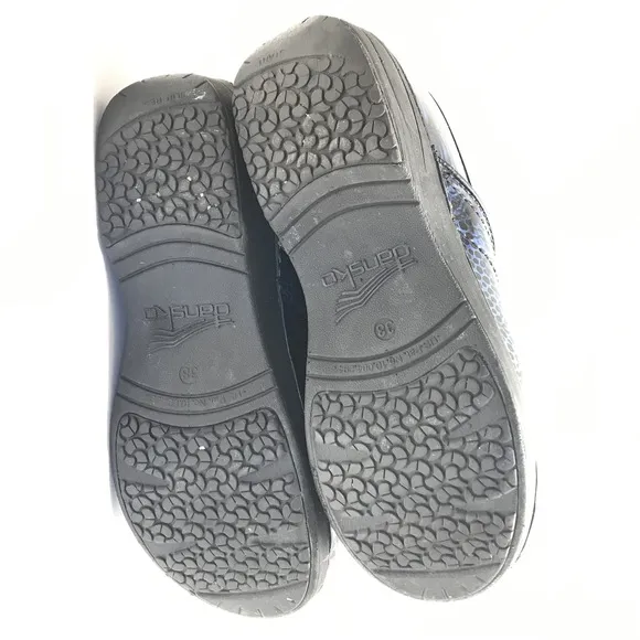 Dansko XP 2.0 Clogs Loafers Shoes Women’s Sz 38 EU 7.5 - 8 US Blue Black Patent