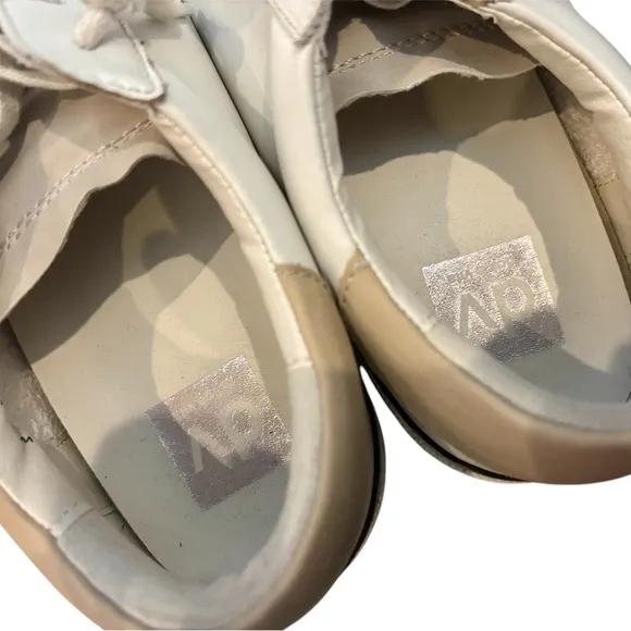 Dolce Vita Zina Sneakers Women’s Size 9