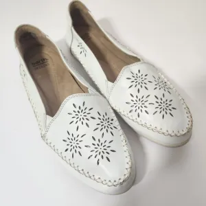 earth origins womens shoes sz 9.5 white leather slip on flats freya euc