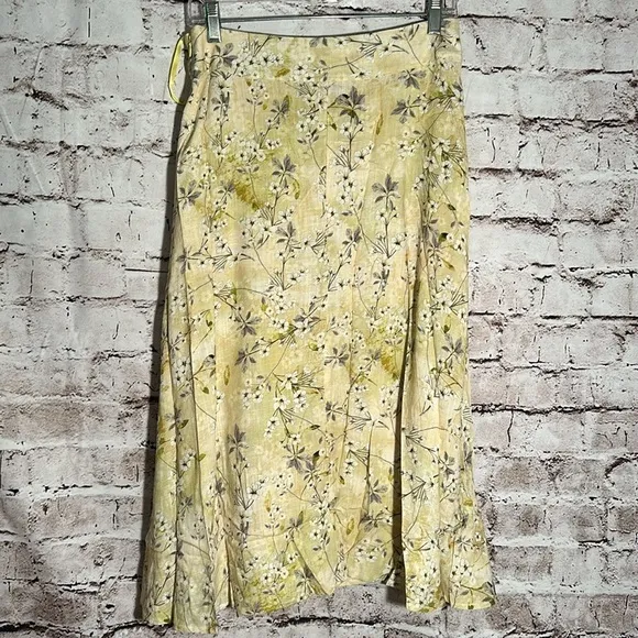 Easel All In Florals Midi Skirt