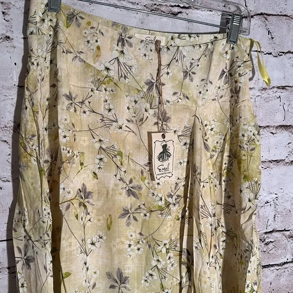 Easel All In Florals Midi Skirt
