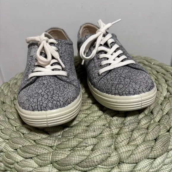 Ecco Soft 7 Nubuck Chic Grey Mosaic Lace Up Comfort Sneakers NWOB